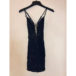 NOX ANABEL Women's Size 00 Black Beaded Open Back Mini Cocktail Party Dress